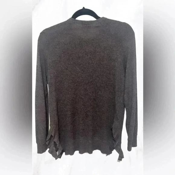 Anthropologie post  stamp grey relaxed fit ruffled long sleeve sweater XS - Picture 3 of 5